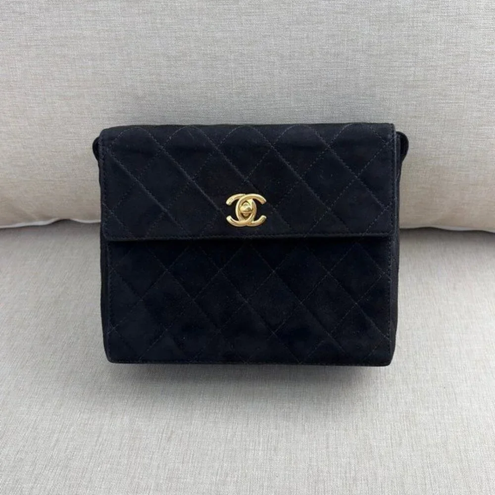 CHANEL Black Suede Vintage Vanity Shoulder Bag 24K GHW